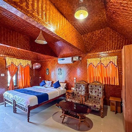 Sajeev Home Stay Cherai Beach Habitación foto