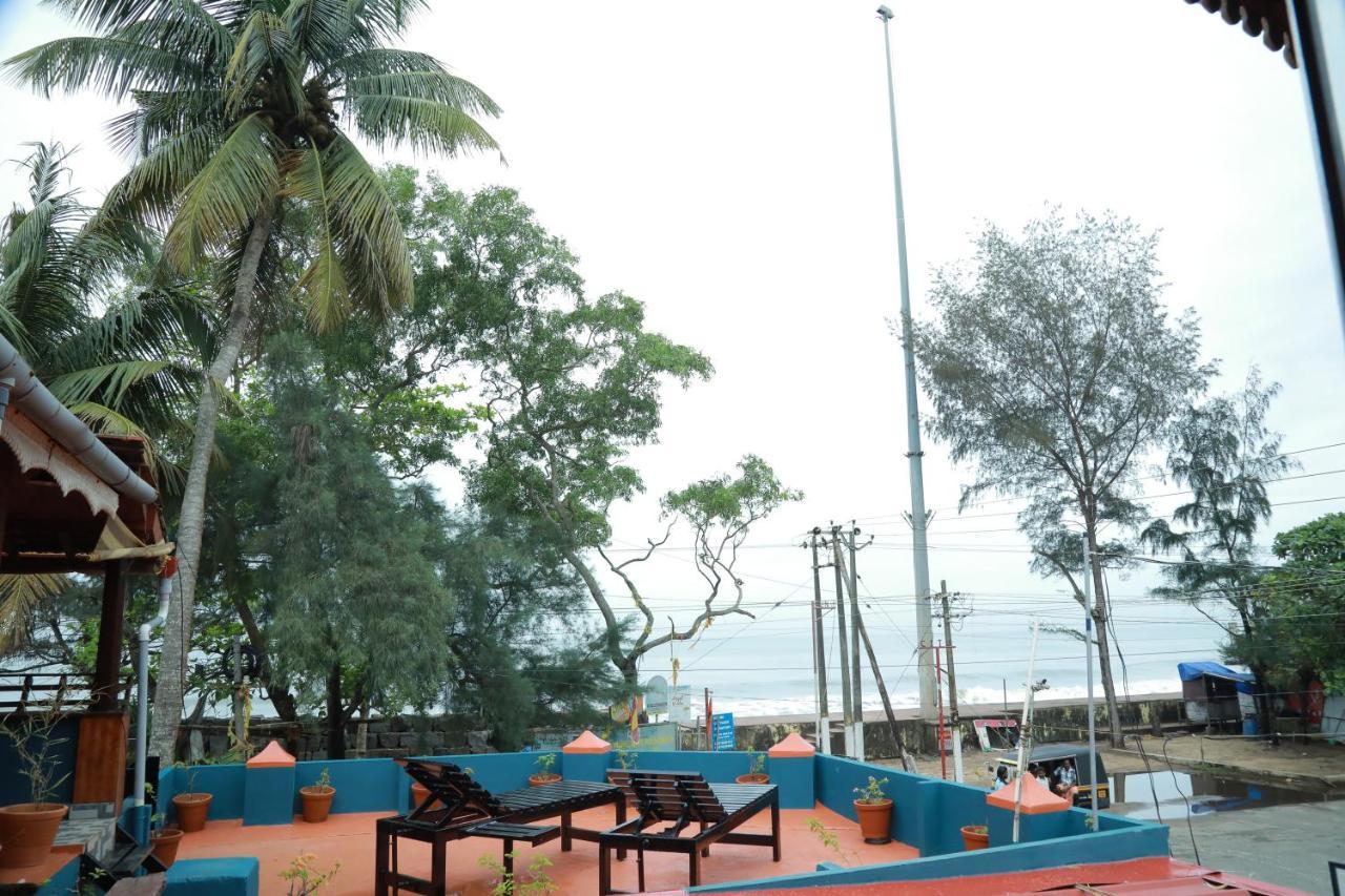 Sajeev Home Stay Cherai Beach Exterior foto