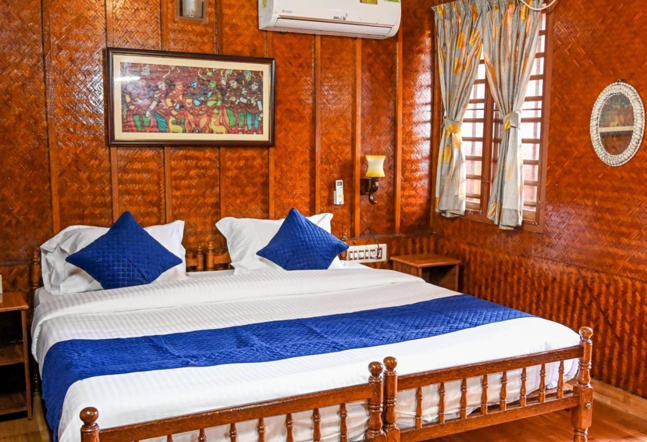 Sajeev Home Stay Cherai Beach Habitación foto