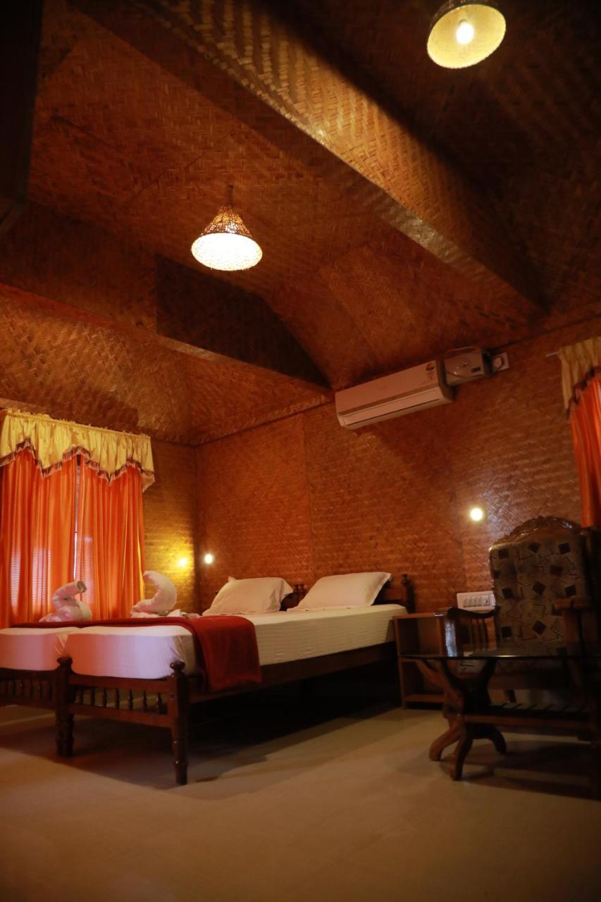 Sajeev Home Stay Cherai Beach Exterior foto
