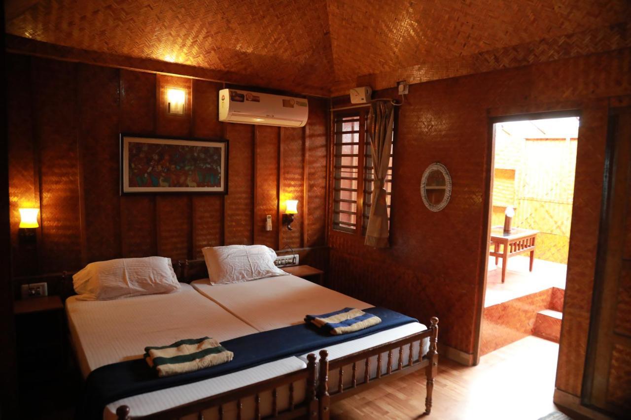Sajeev Home Stay Cherai Beach Exterior foto